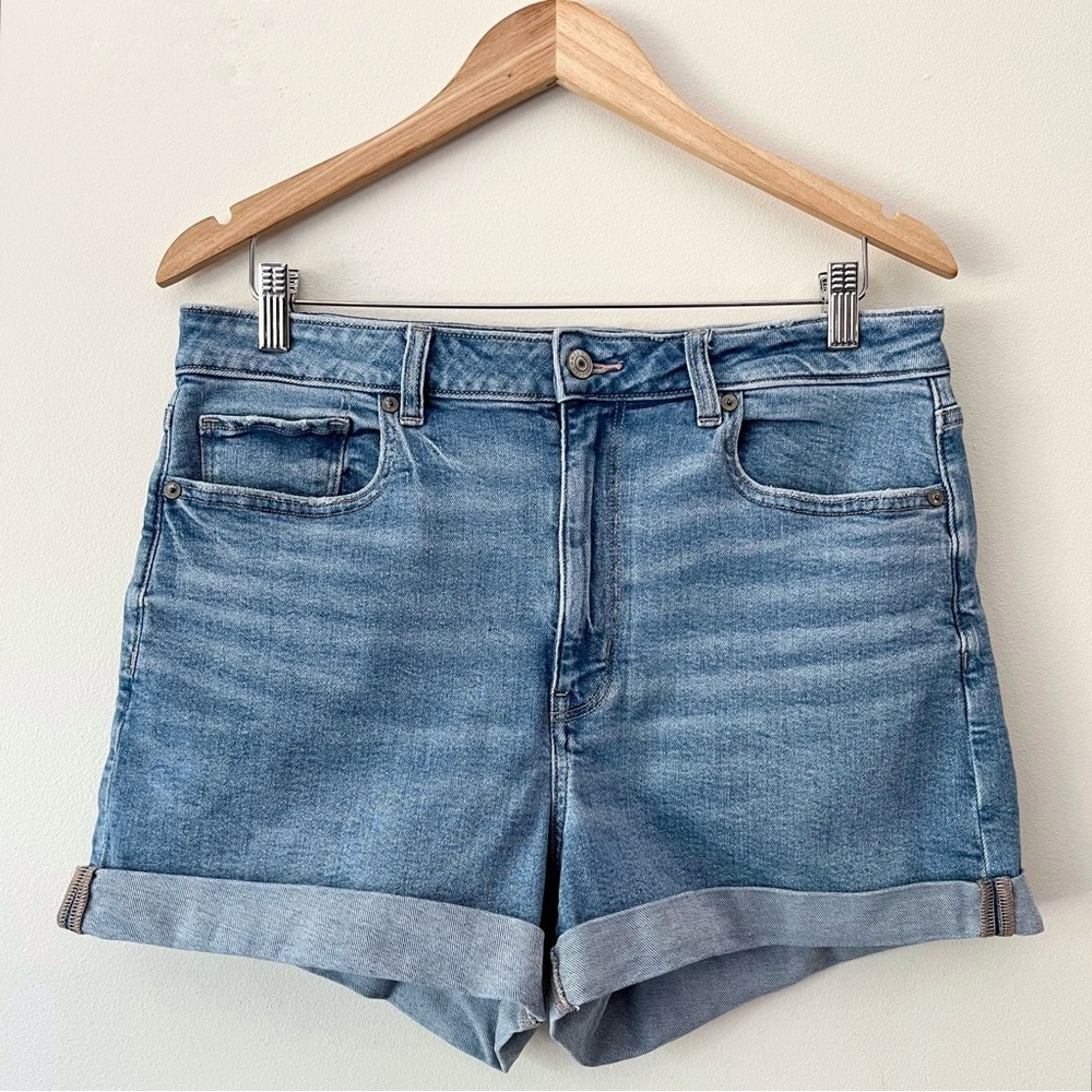 American Eagle High Rise Stretch Denim Mom Shorts Size 12